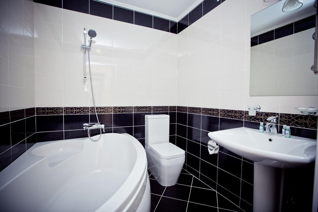 Grand Sport Hotel Brovary Oda fotoğraf
