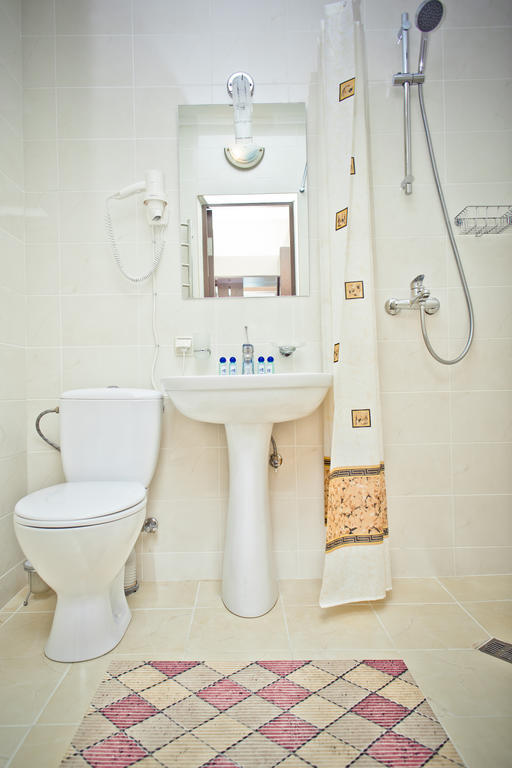 Grand Sport Hotel Brovary Oda fotoğraf