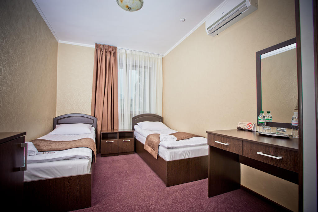 Grand Sport Hotel Brovary Oda fotoğraf