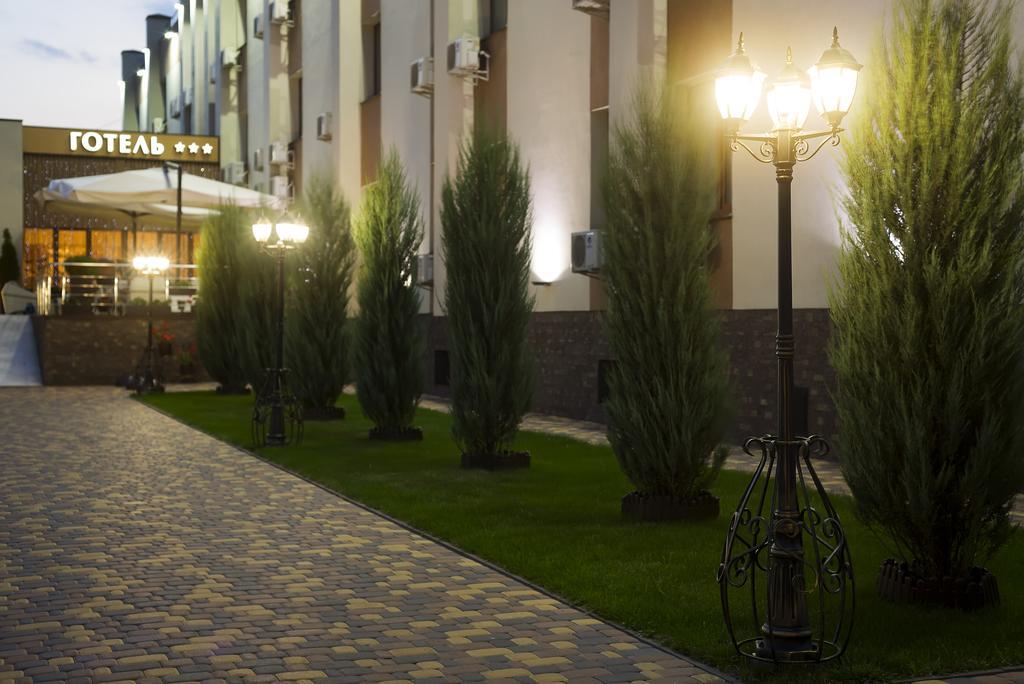 Grand Sport Hotel Brovary Dış mekan fotoğraf