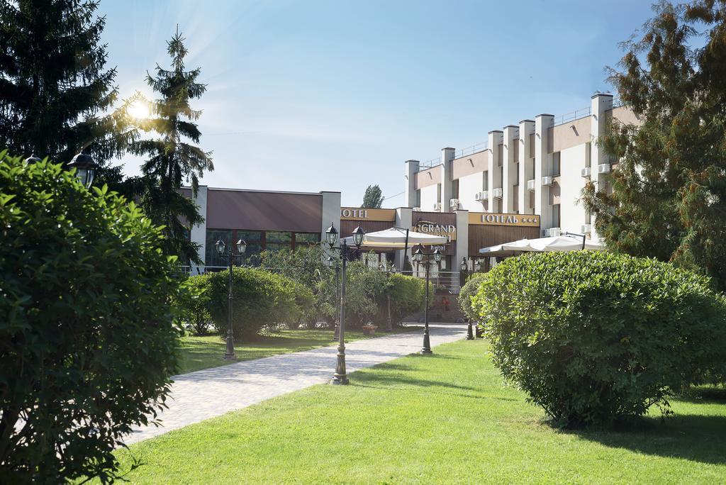 Grand Sport Hotel Brovary Dış mekan fotoğraf
