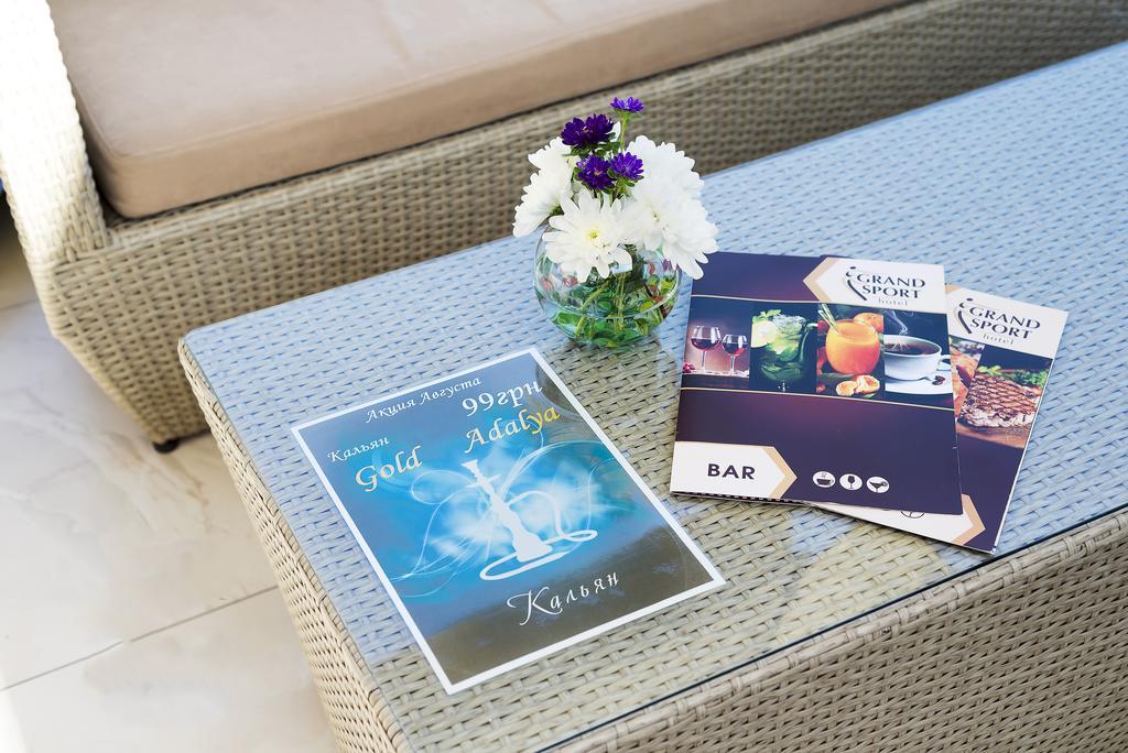 Grand Sport Hotel Brovary Dış mekan fotoğraf